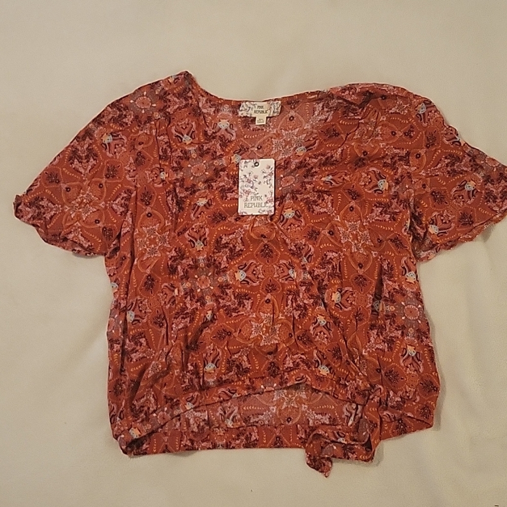 Lot of 2. Pink Republic XL womens short sleeve blouses with side tie